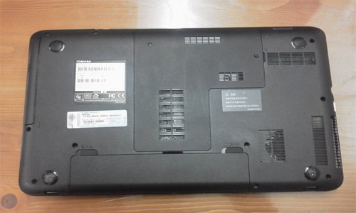 TOSHIBA